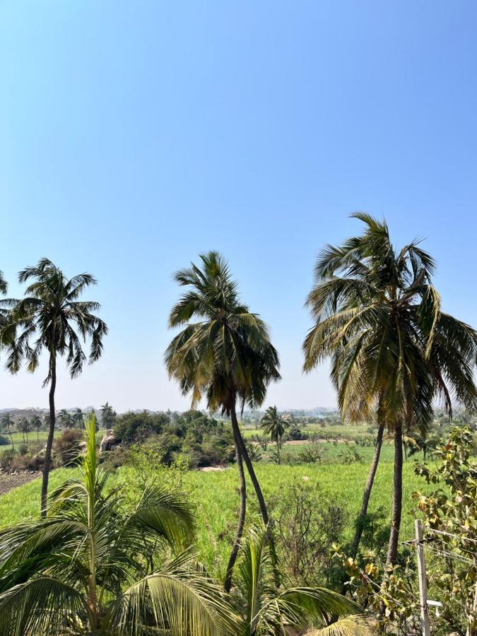 Vaibhav Home Stay Хампи Экстерьер фото